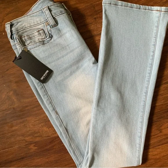 NWT True Religion Becca, mid rise bootcut, light refresh wash, size 29. - Picture 7 of 9